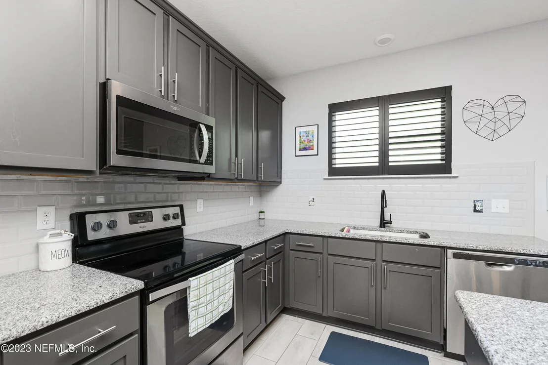Photo of 1414 KNUDSON Drive