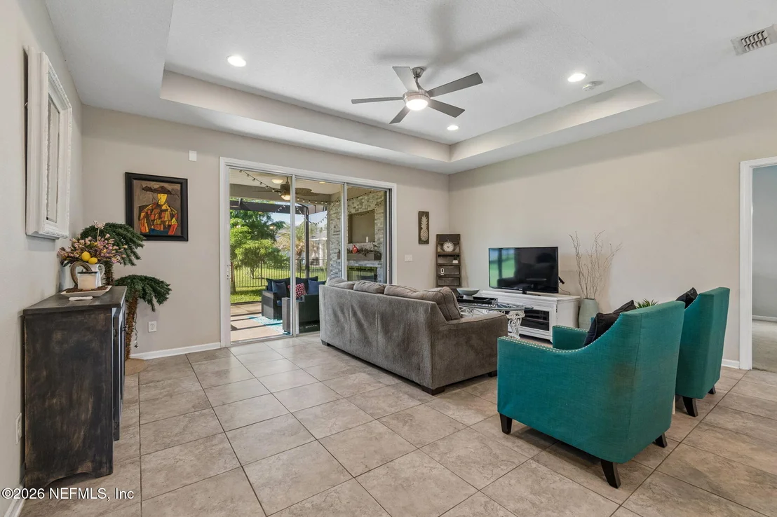 Photo of 135 MEADOW CROSSING Drive