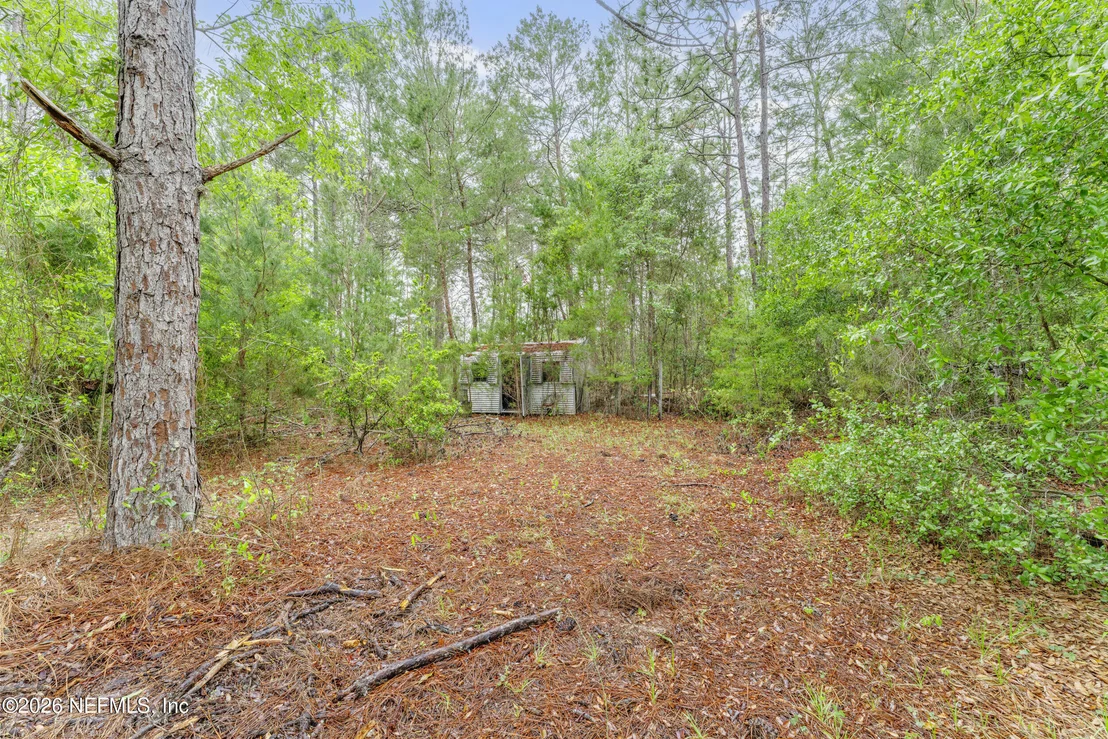 Photo of 1056 BELLAMY Road