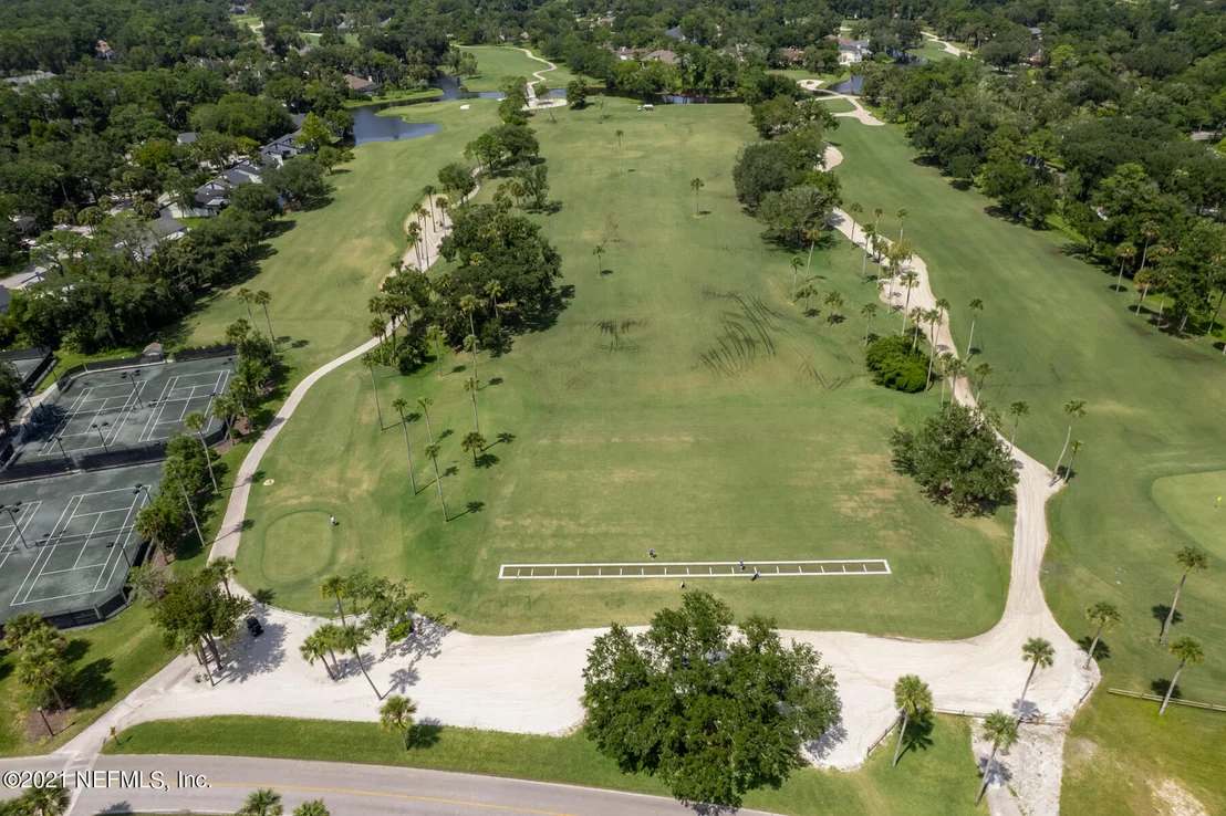 Photo of 104 PUTTER'S Way