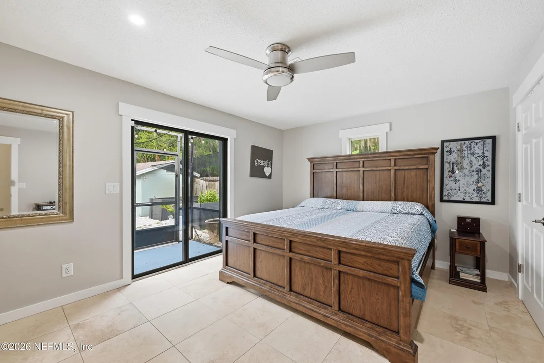 Photo of 276 HARBOR Drive