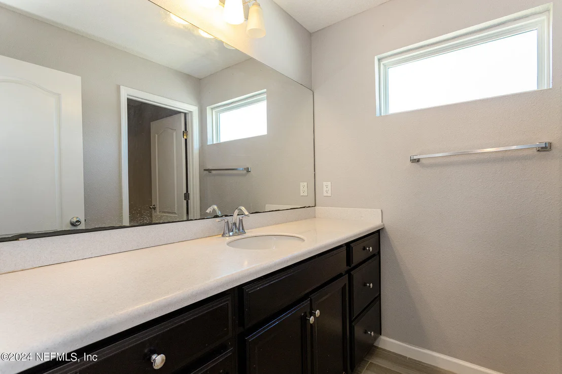 Photo of 307 ST JAMES Way