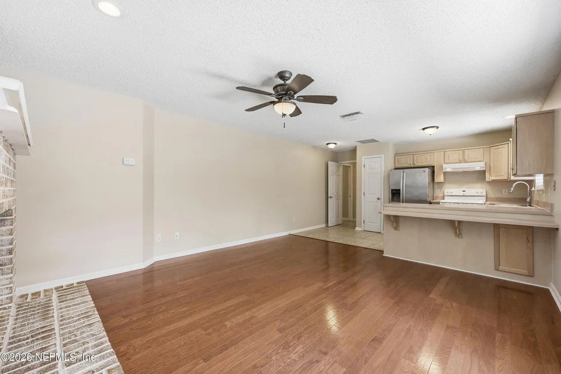Photo of 3115 FIELDCREST Drive
