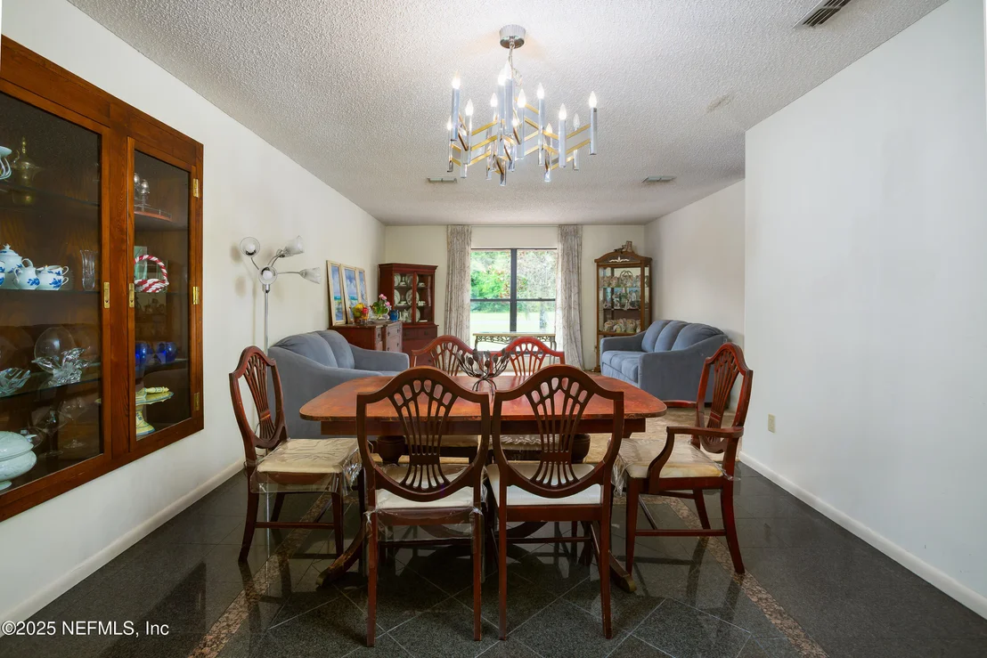 Photo of 188 ESTATES Drive