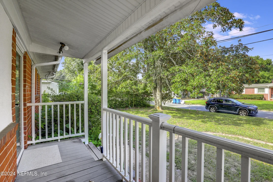 Photo of 2401 CALADIUM Road