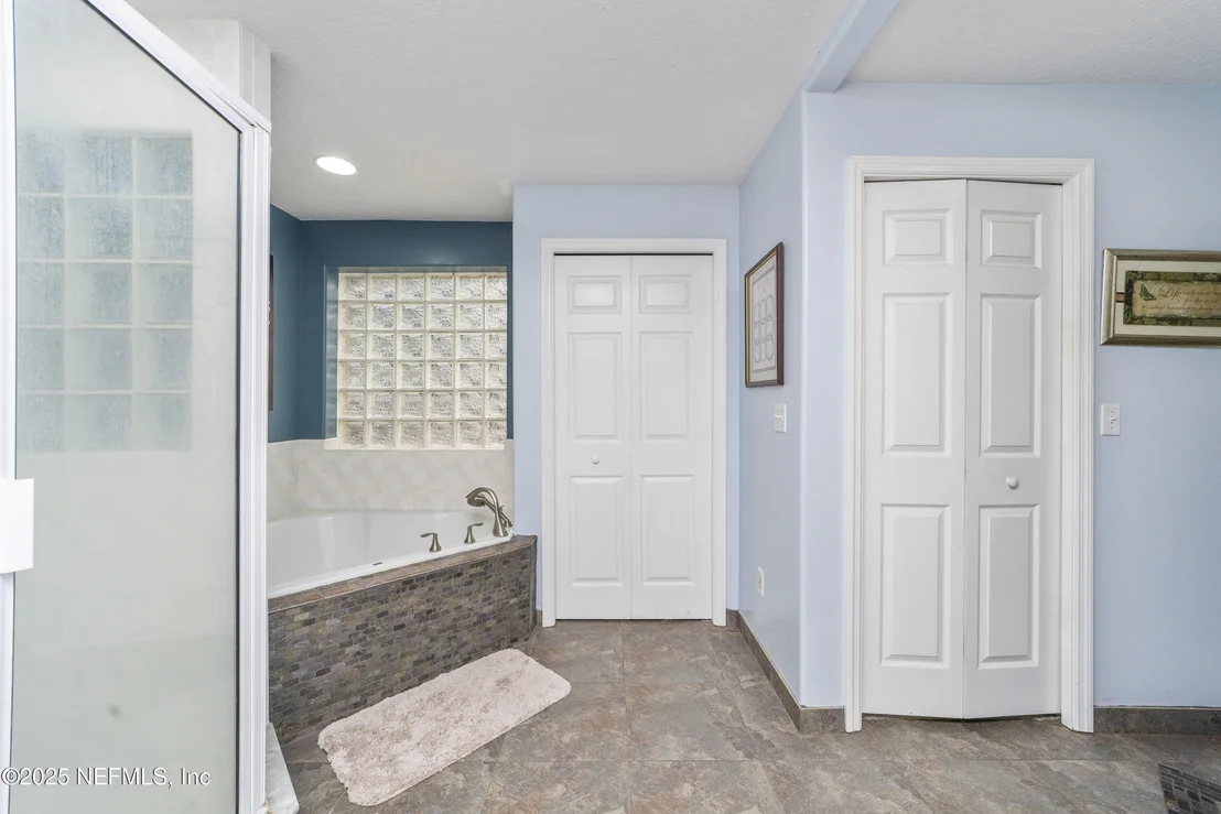 Photo of 408 NINETEENTH Street