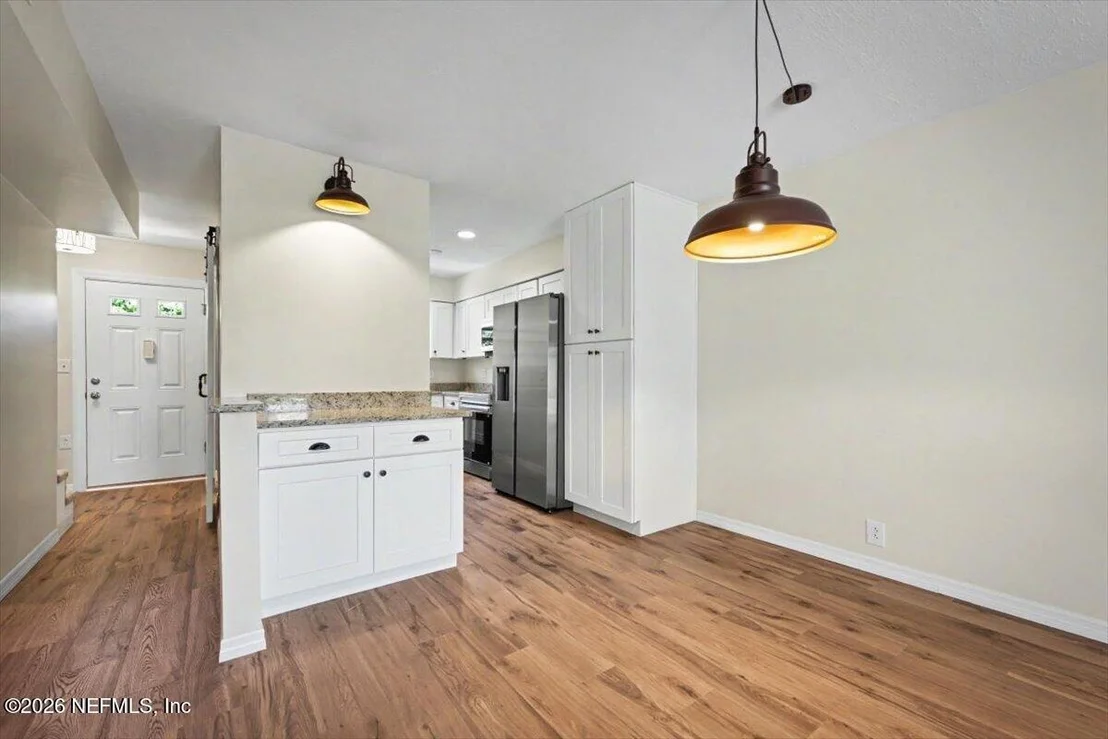 Photo of Unit 6B at 22 COMARES Avenue