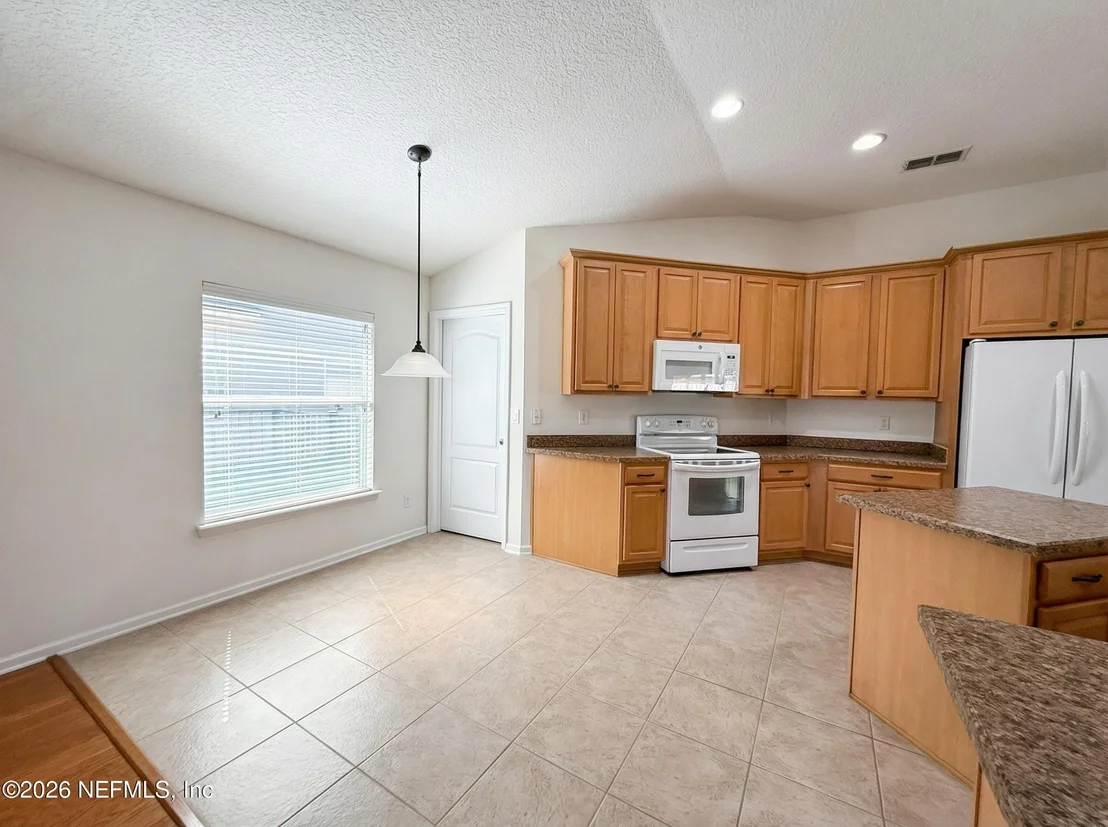 Photo of 13431 DEVAN LEE Drive E