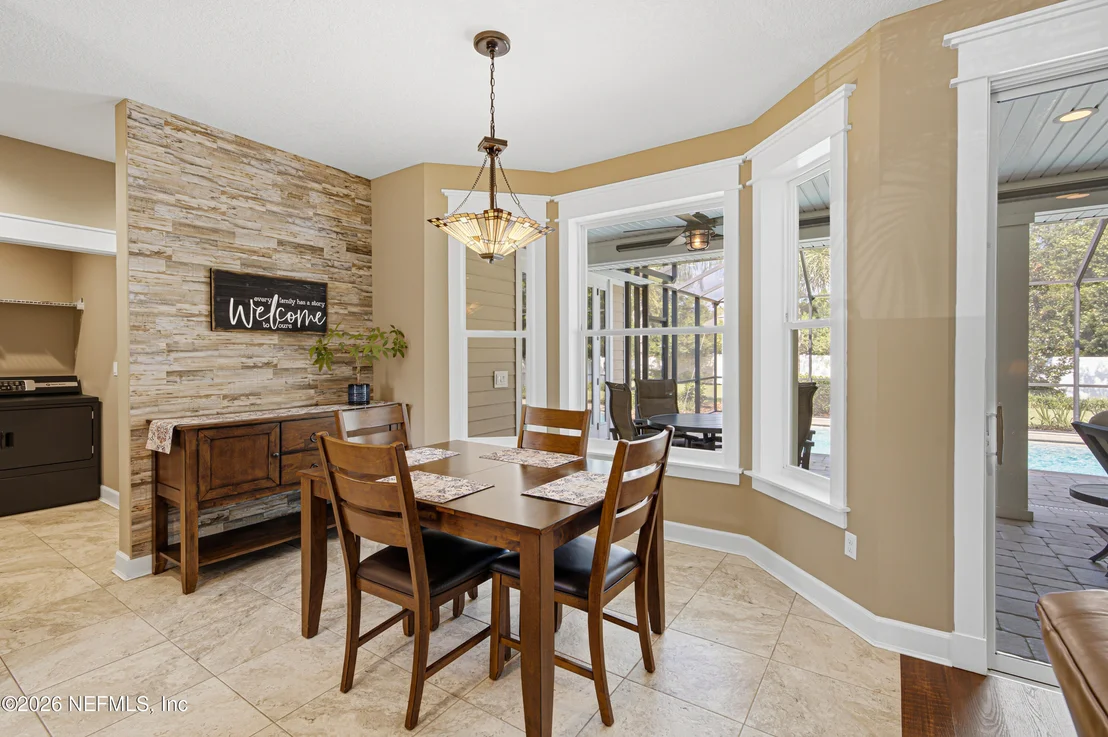 Photo of 133 S WALK Place