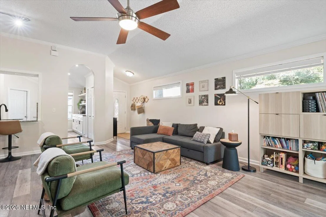 Photo of 7611 LEAFY FOREST Way