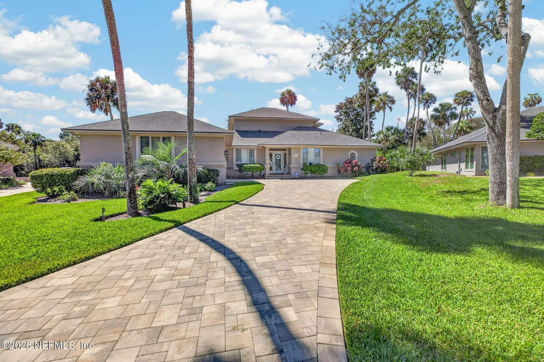 Photo of 2206 LAUGHING GULL Circle