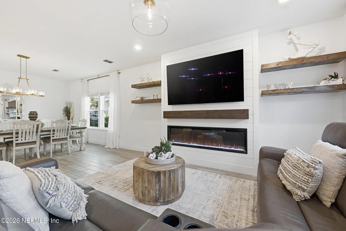 Photo of 270 CLIFTON BAY Loop