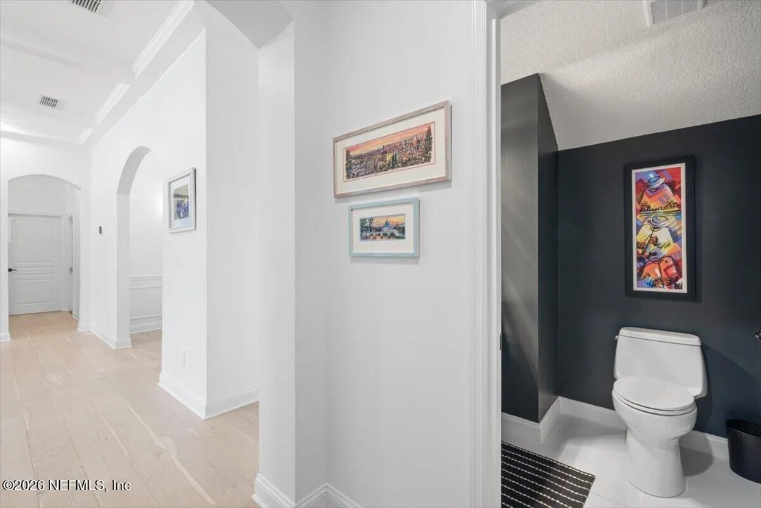 Photo of 844 EAGLE POINT Drive