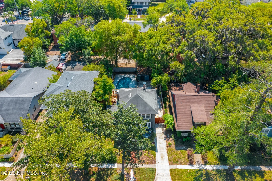 Photo of 3668 RIVERSIDE Avenue