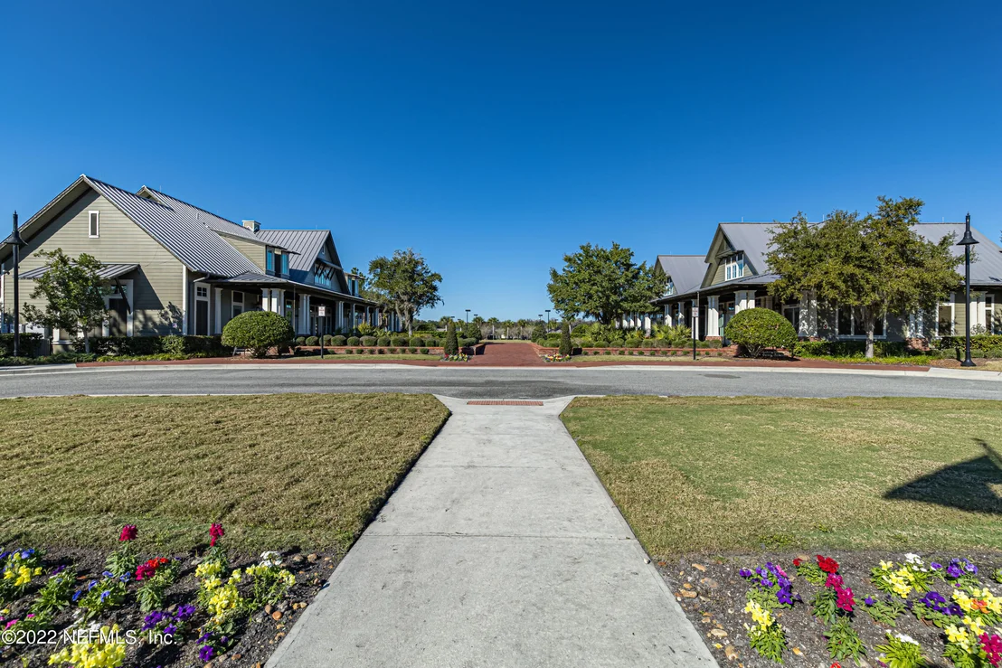 Photo of 78 CALUMET Drive