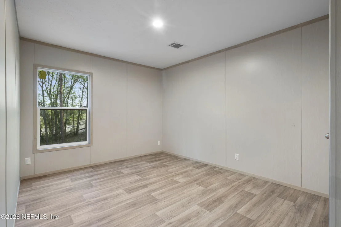 Photo of 6109 CENTER Circle