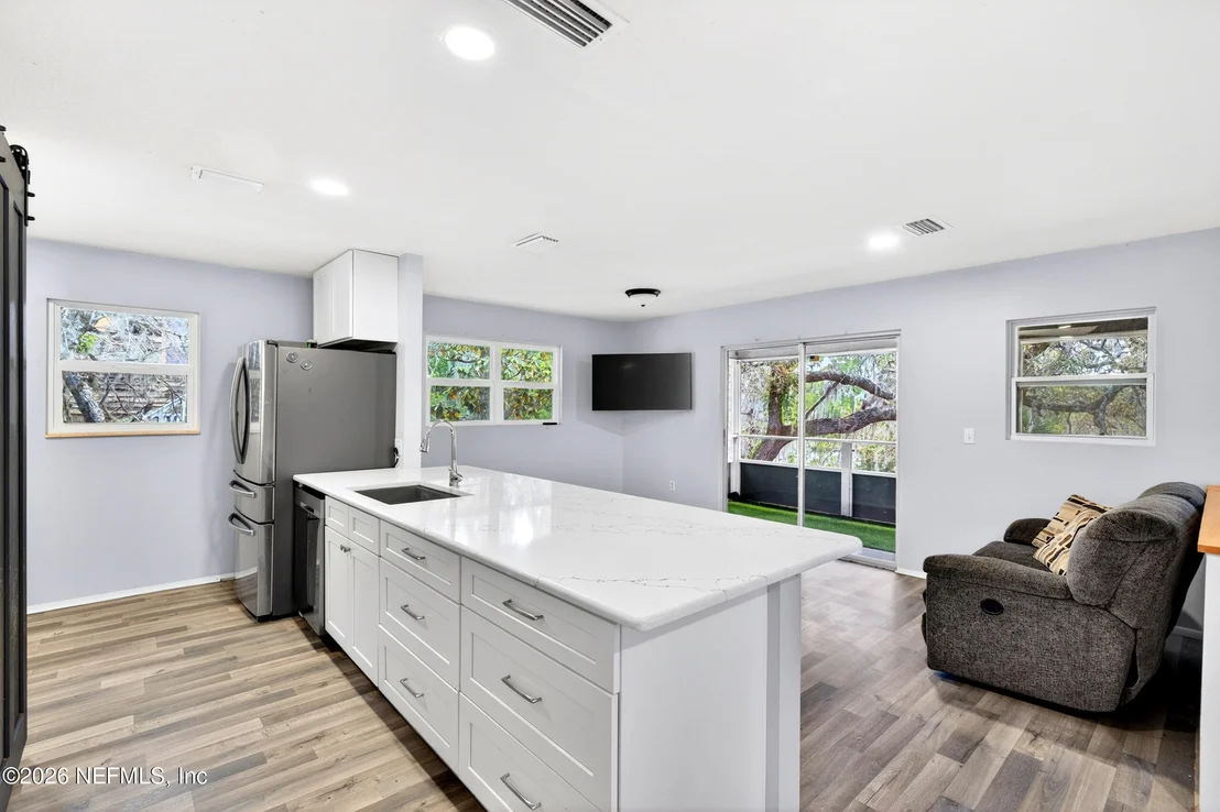 Photo of 7159 STATE ROAD 21