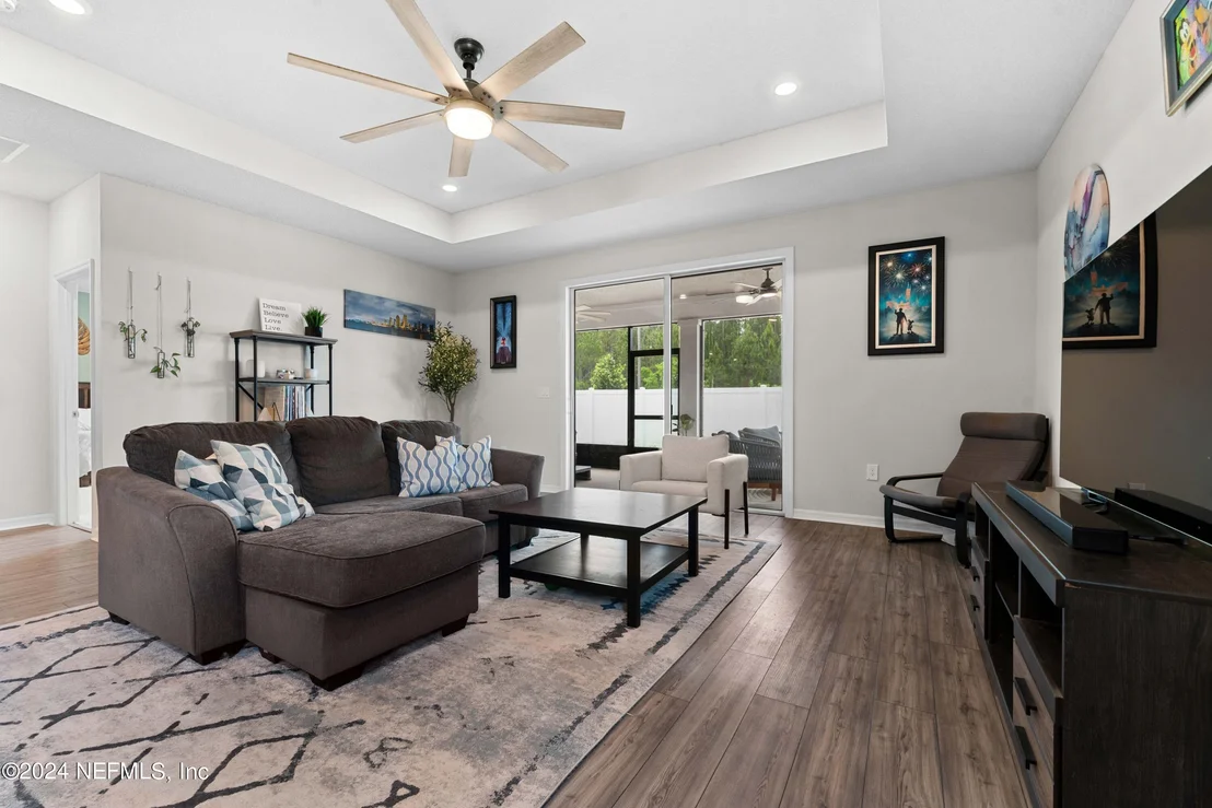 Photo of 50 MYRTLE OAK Court