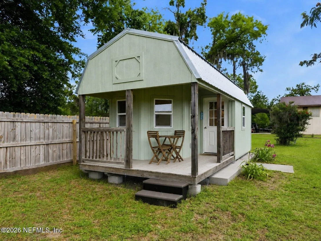 Photo of 334 7TH Way