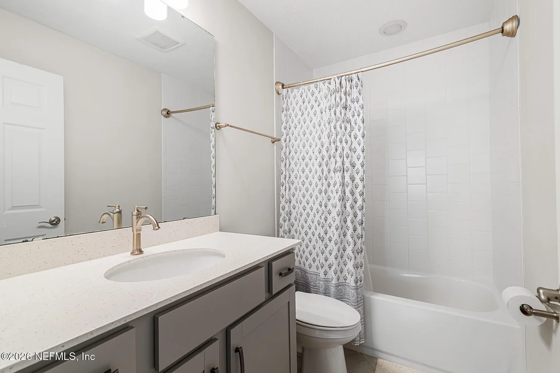 Photo of 428 BLUE HAMPTON Drive