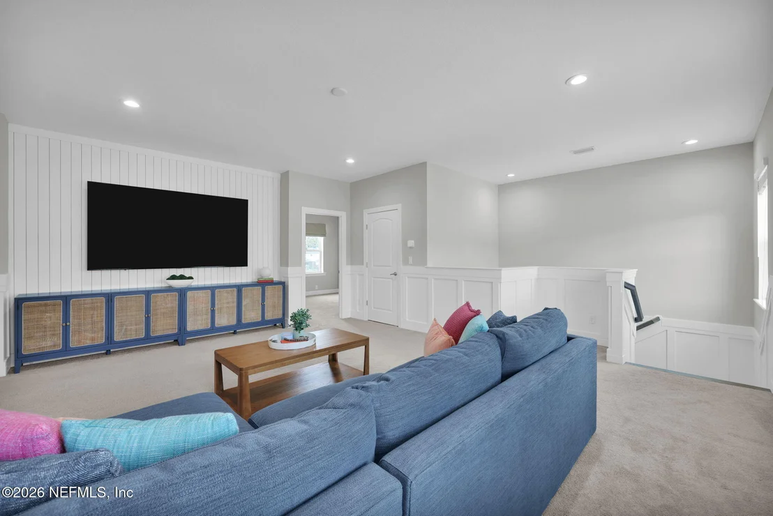 Photo of 473 PARKBLUFF Circle