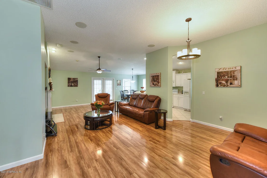Photo of 1580 AUSTIN Lane