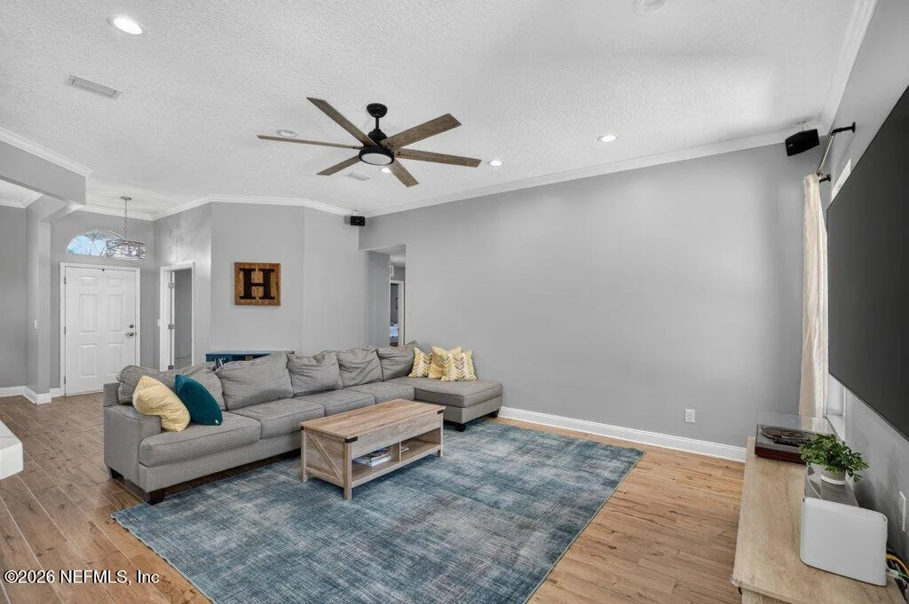 Photo of 385 LOLLY Lane