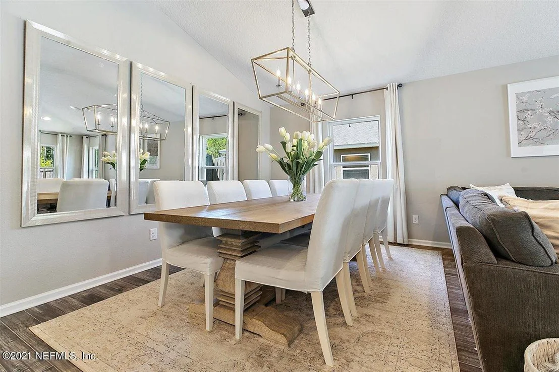 Photo of 450 E TEAGUE BAY Drive