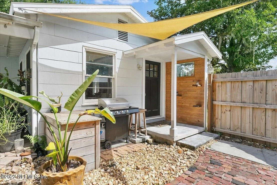 Photo of 2704 LORETTO Road