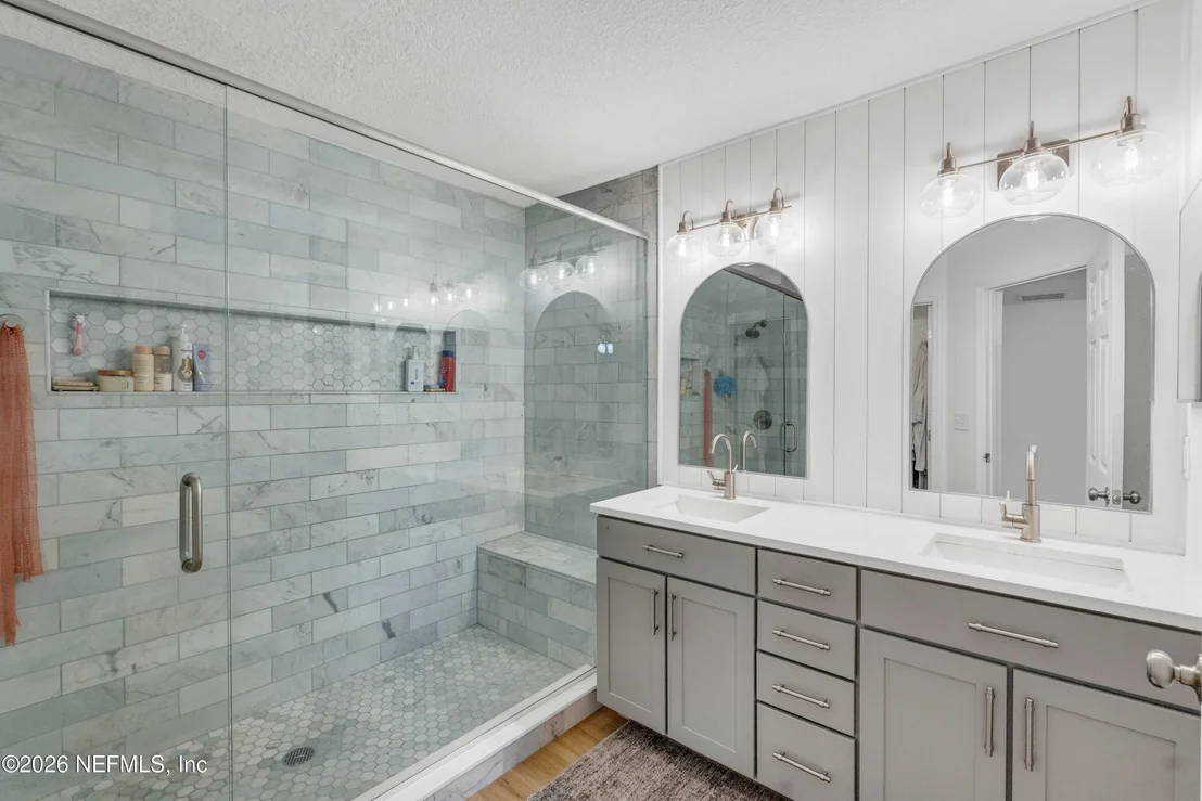 Photo of 9639 BEMBRIDGE MILL Drive