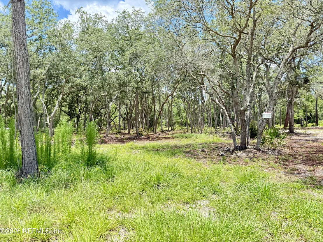 Photo of 438 CHAMBERLAIN Road