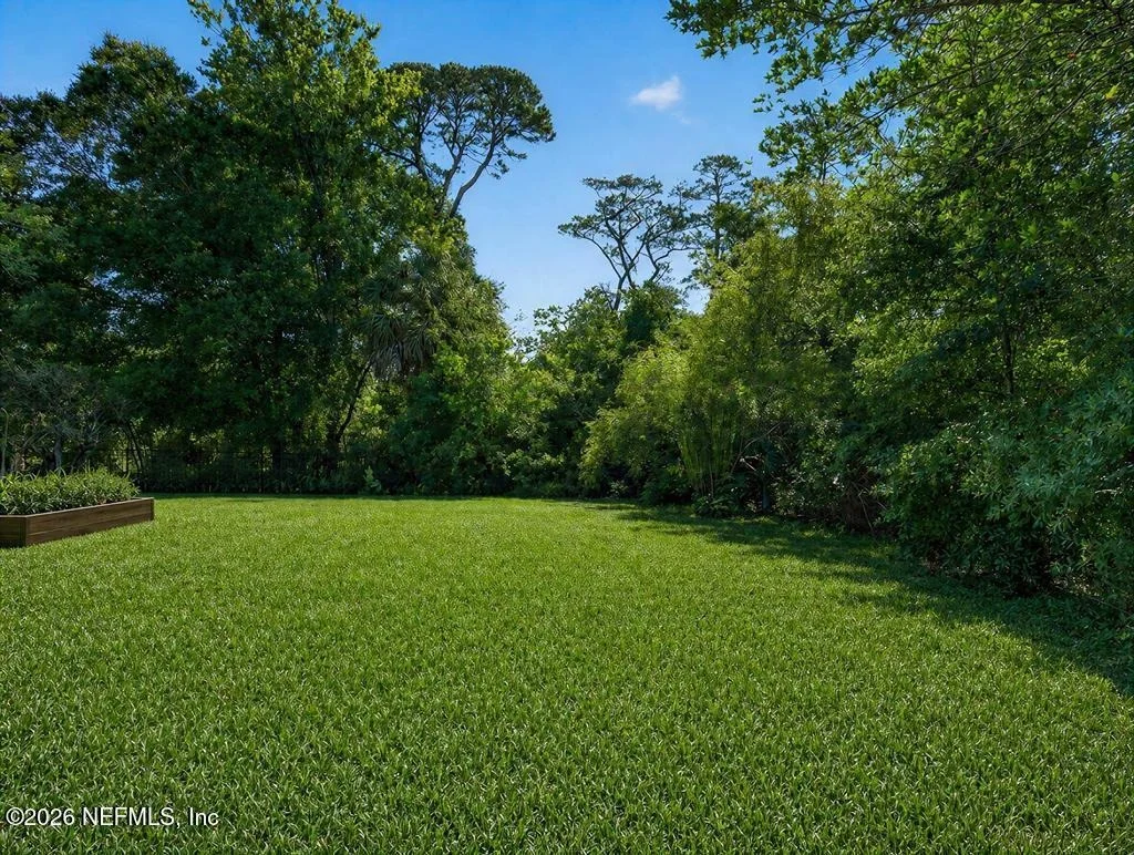 Photo of 474 CASUARINA Circle