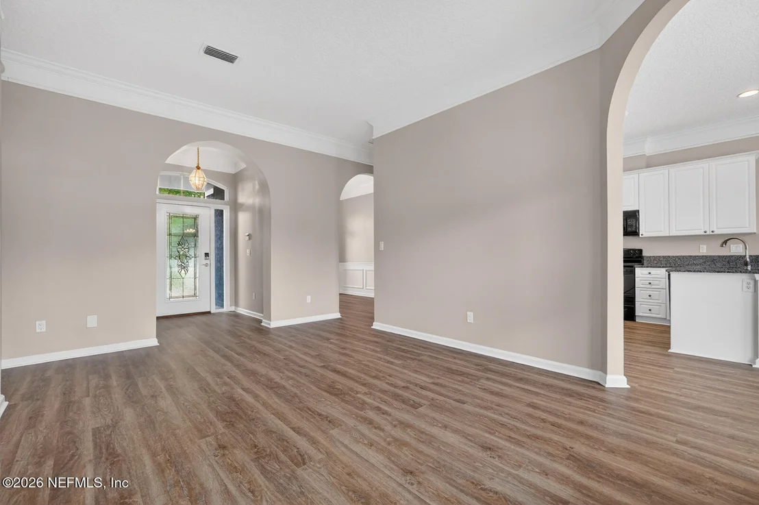 Photo of 1104 HIDEAWAY Drive N