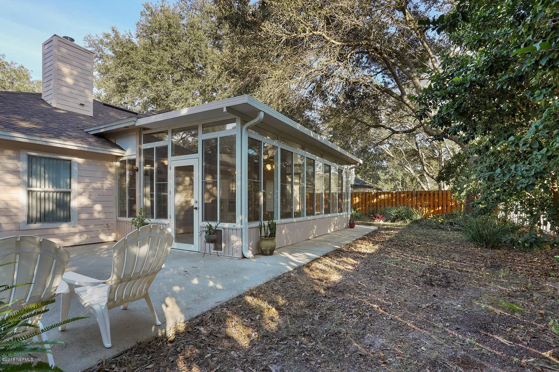 Photo of 1056 FLORA PARKE Drive
