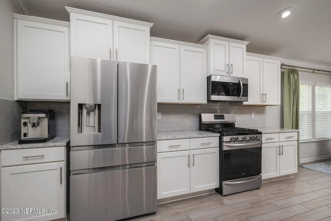 Photo of 210 CEDARSTONE Way