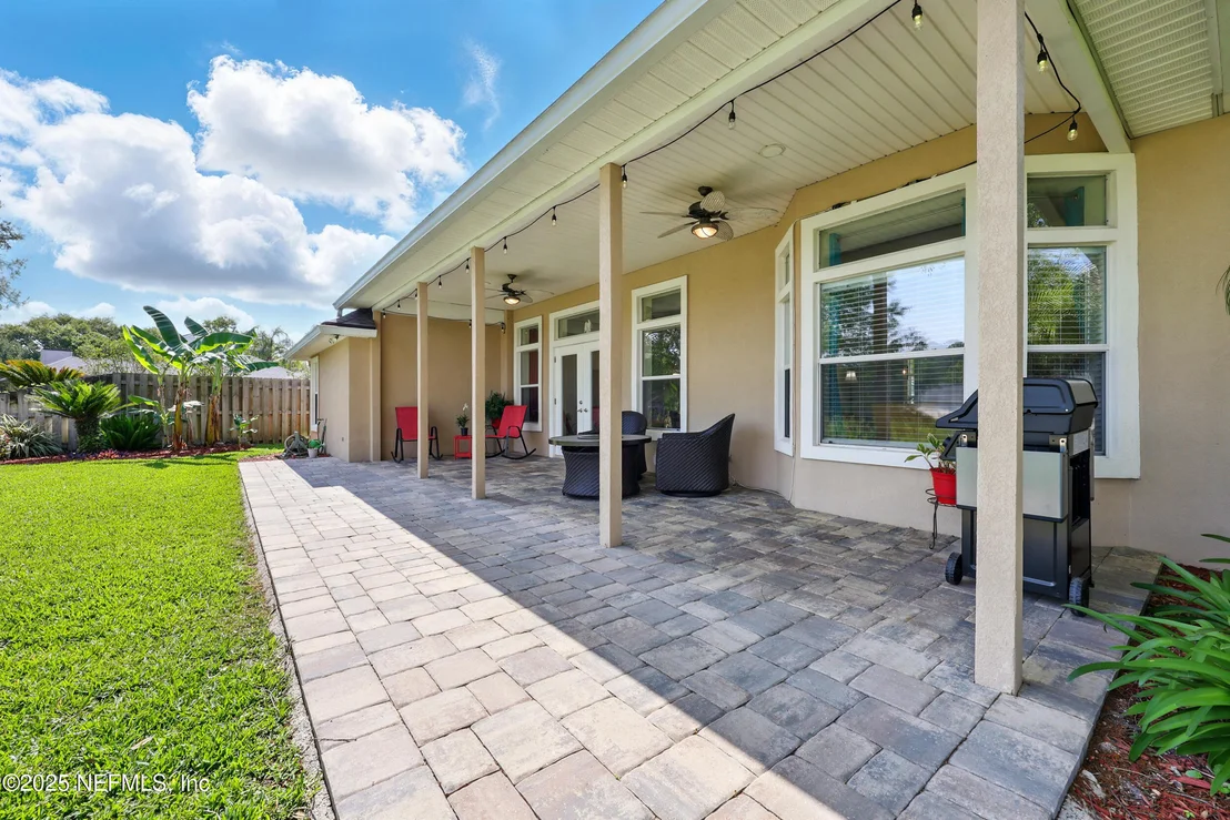 Photo of 364 MAPLEWOOD Drive
