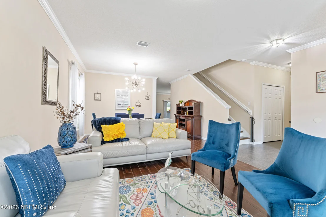 Photo of 425 FORT DRUM Court