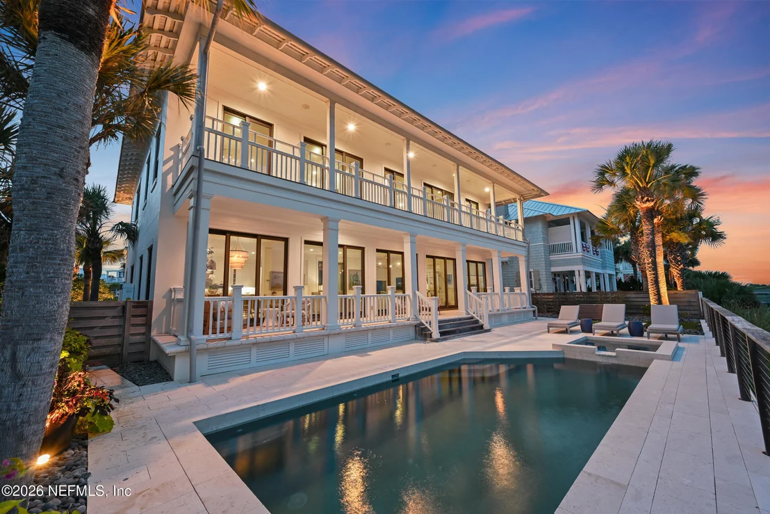 Photo of 688 OCEAN PALM Way