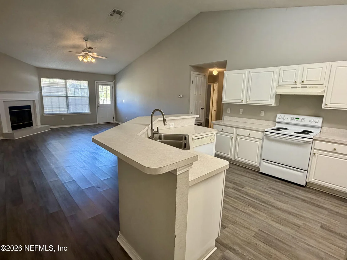 Photo of 1414 HAWKS CREST Drive