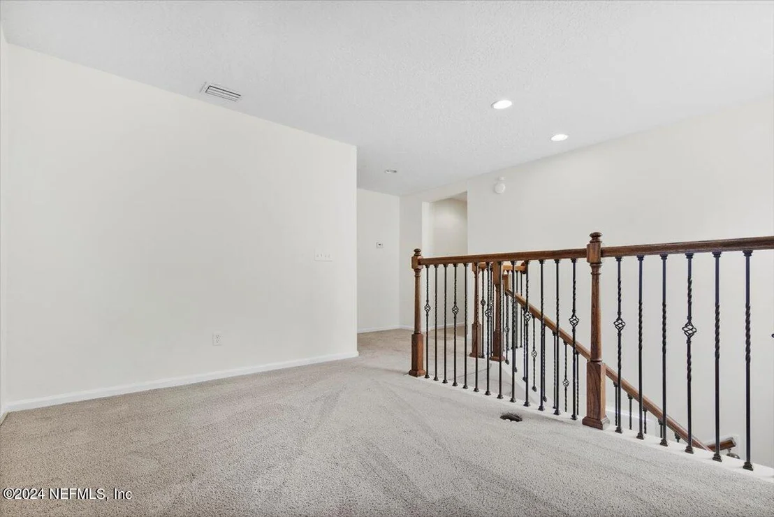 Photo of 472 GLENDALE Lane