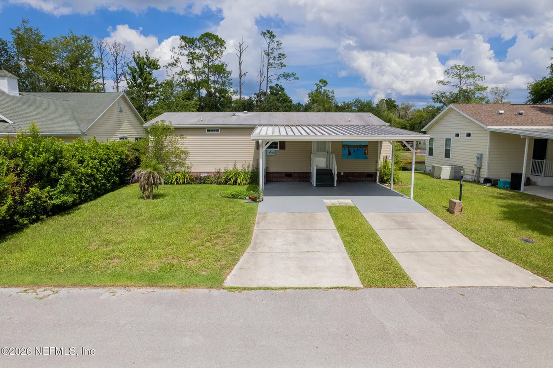 Photo of 156 LAKE MARGO Drive