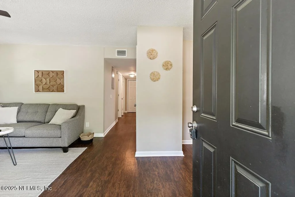 Photo of 3237 PHYLLIS Street