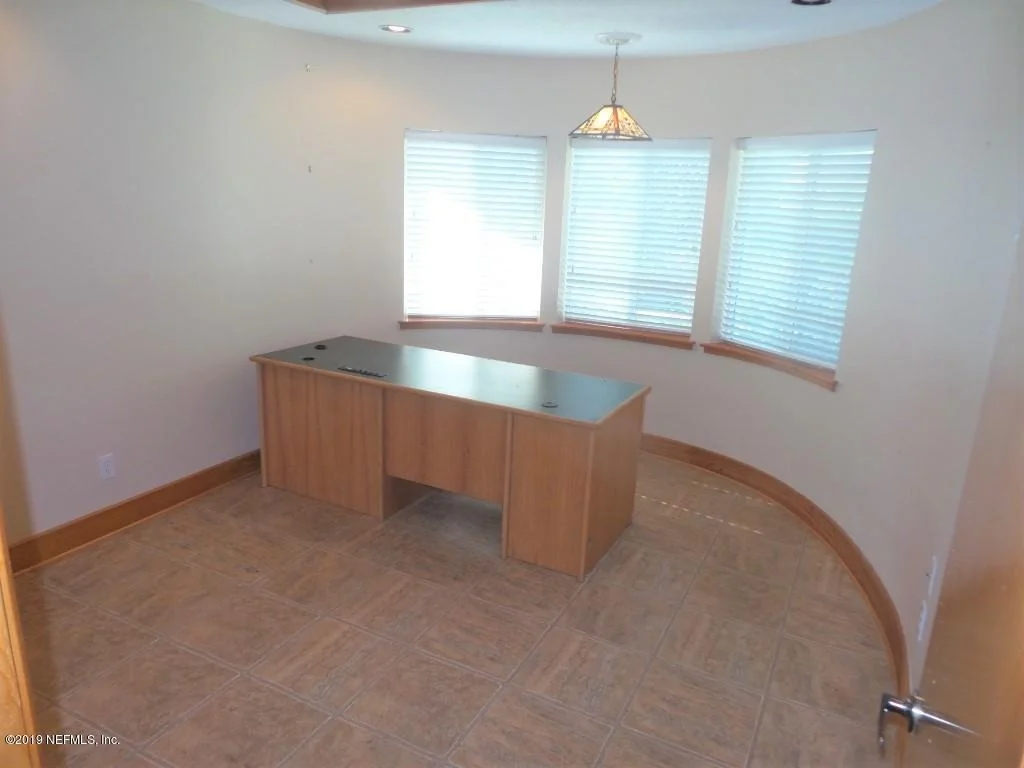 Photo of 601 MULLIGAN Way