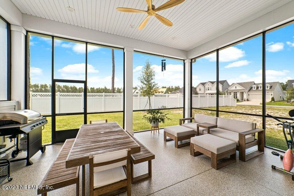Photo of 521 COURTNEY CHASE Drive