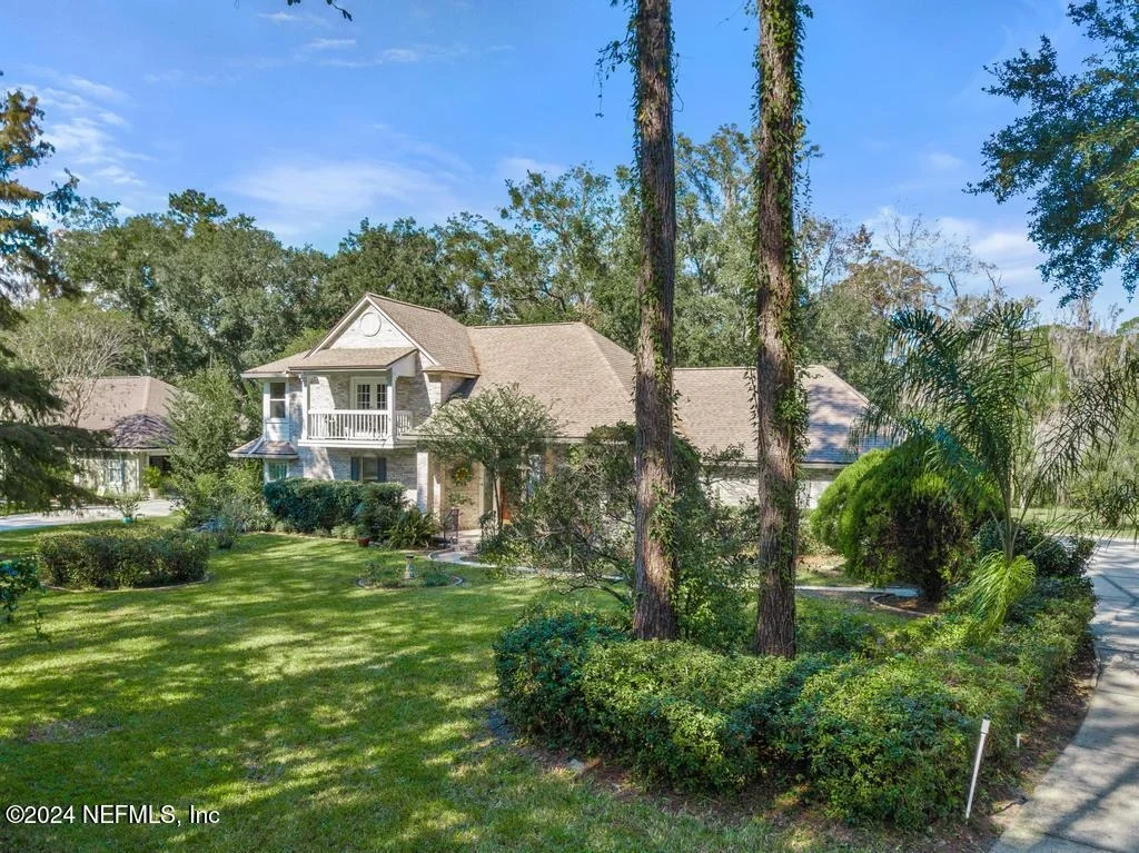 Photo of 413 RIVER BIRCH Lane
