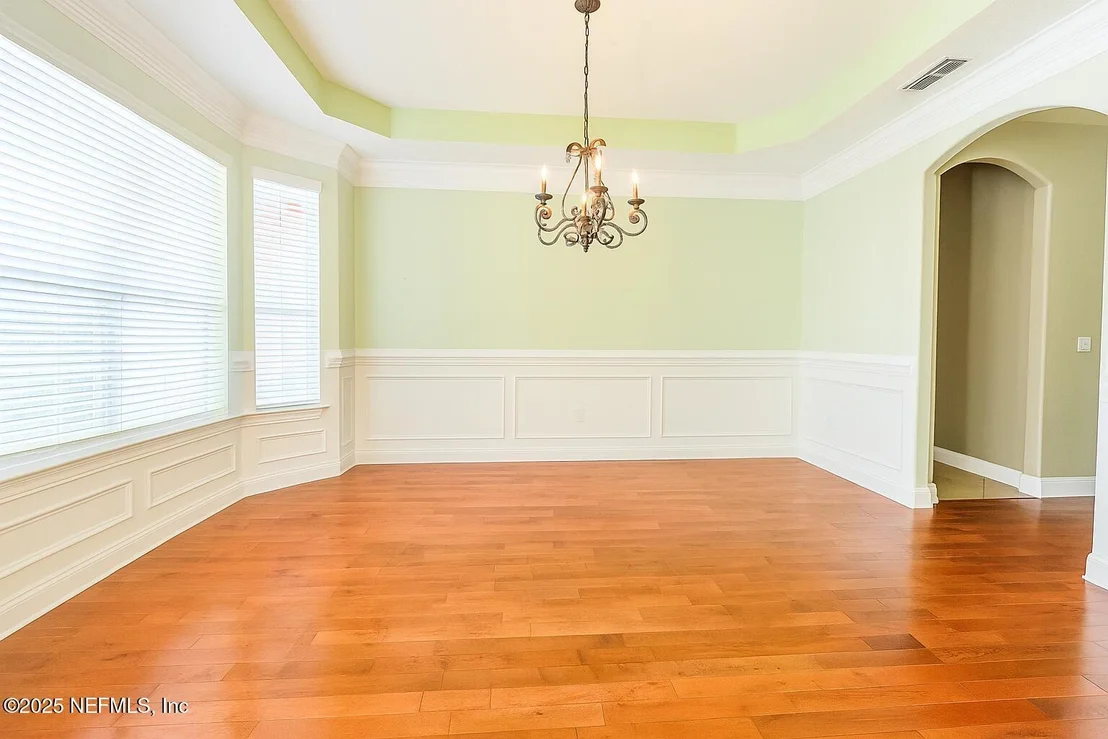Photo of 1897 HICKORY TRACE Drive