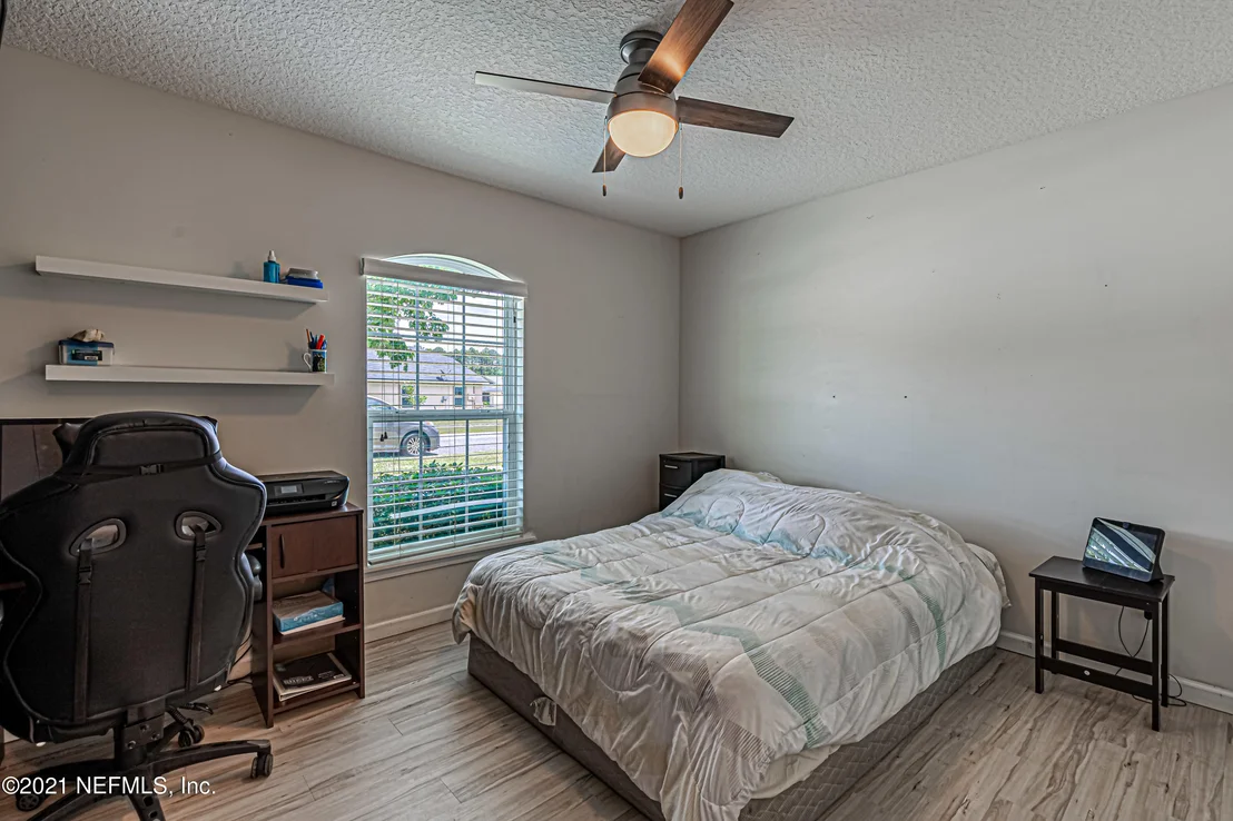 Photo of 96461 COMMODORE POINT Drive
