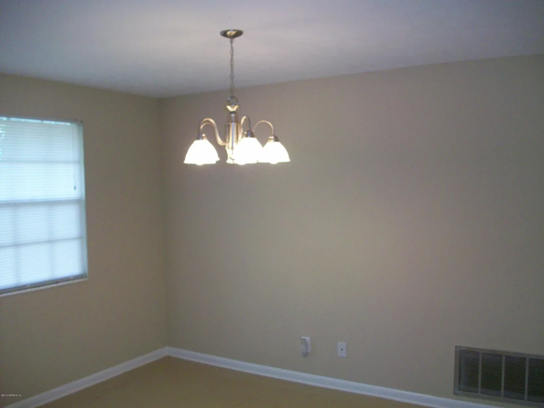 Photo of 1262 ARBOR Circle