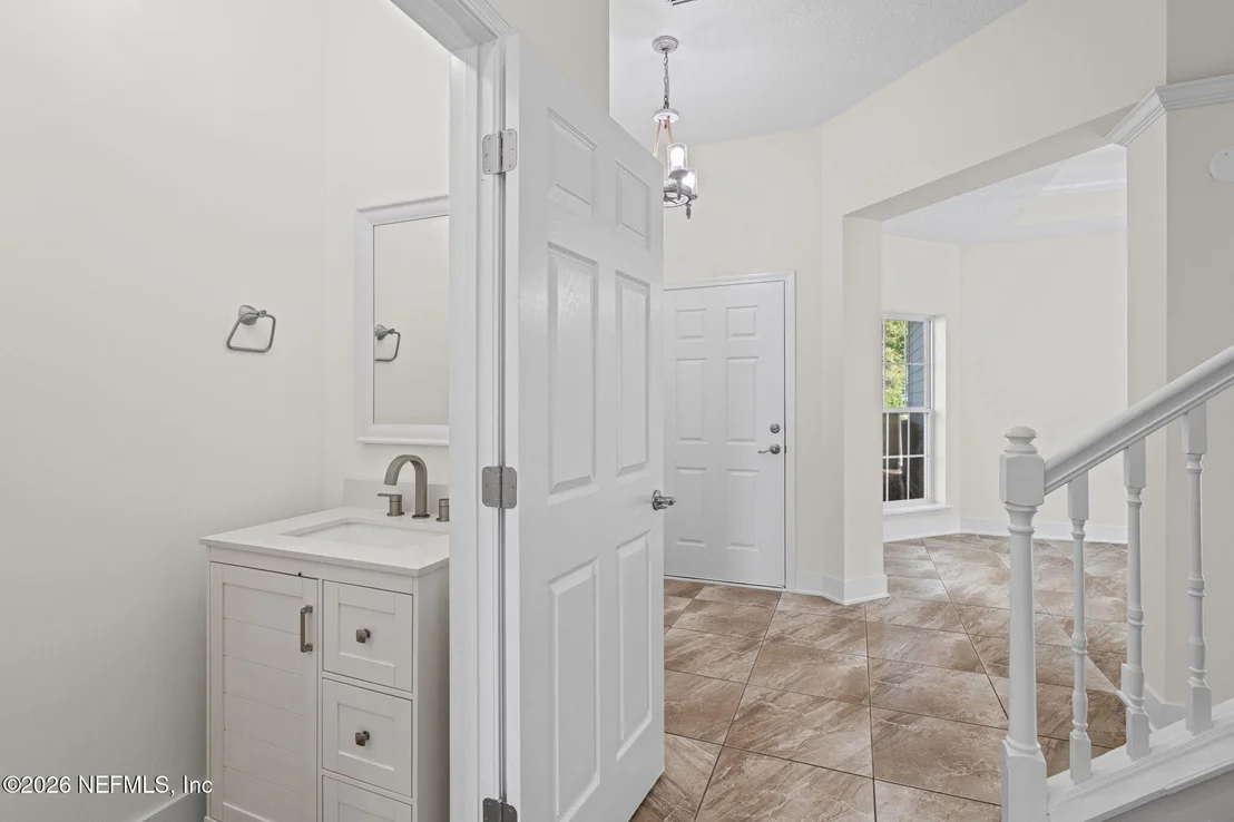 Photo of 620 HOWLAND Drive