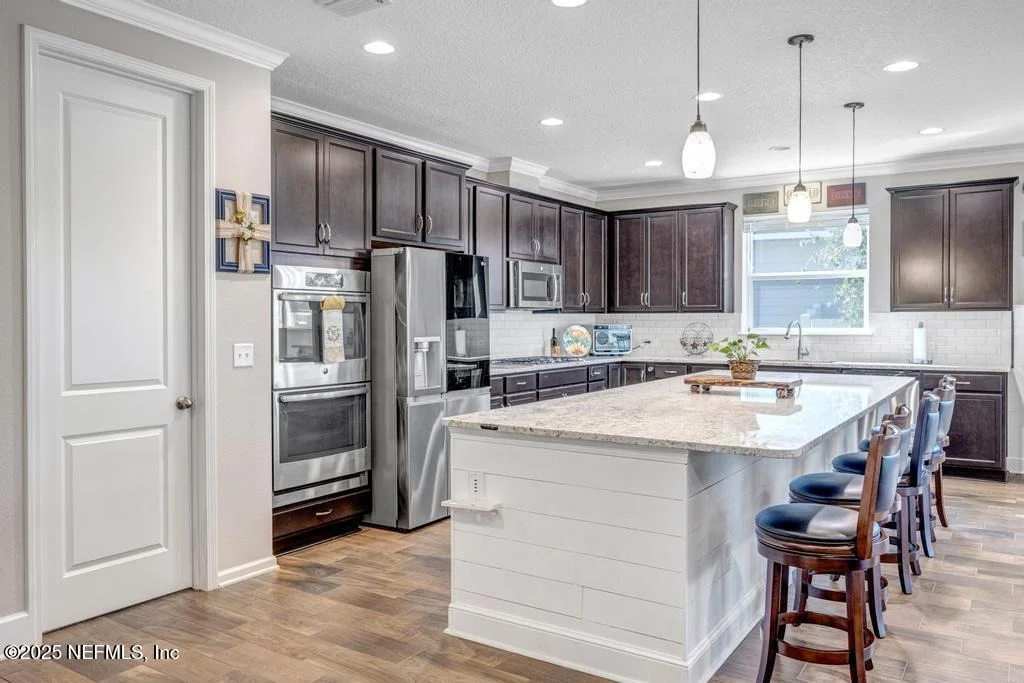 Photo of 139 EVENSHADE Way